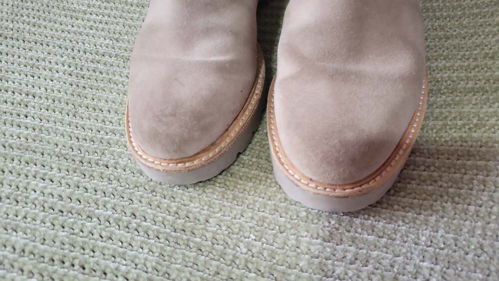 Cool-Girl Dolce Vita Huen Suede Platform Chelsea Boot - Picture 3 of 11